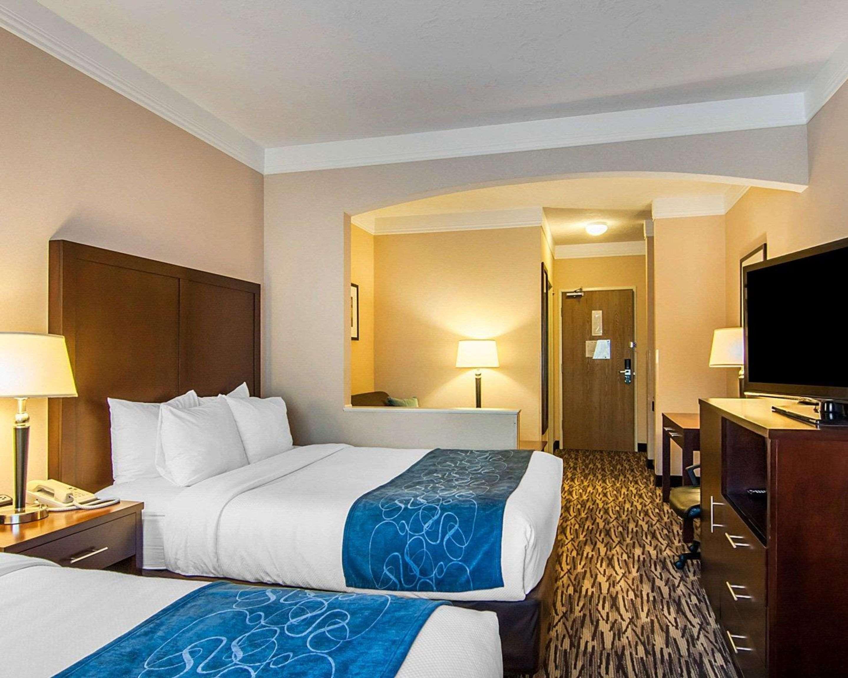 Comfort Suites Сейлем Екстер'єр фото