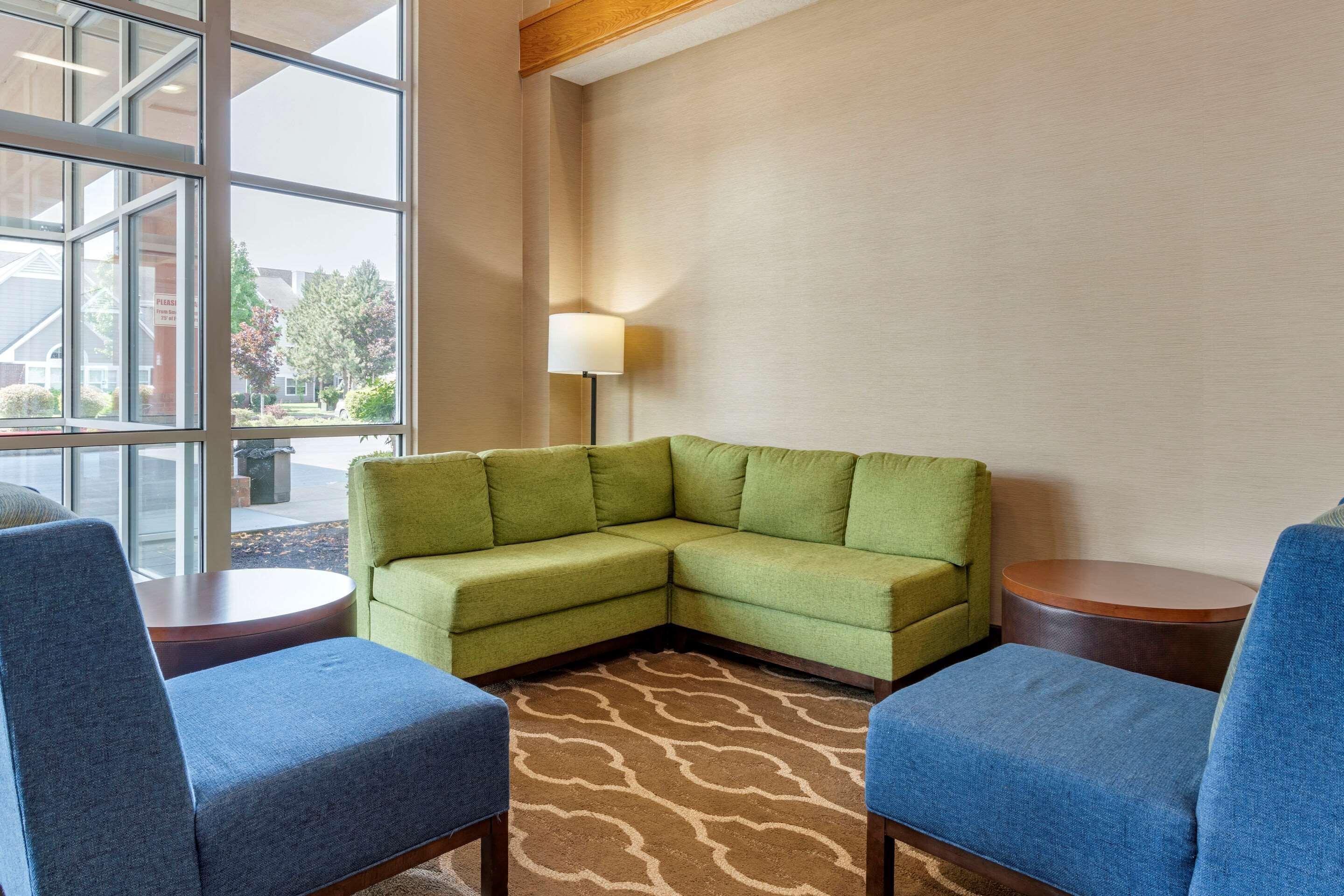 Comfort Suites Сейлем Екстер'єр фото