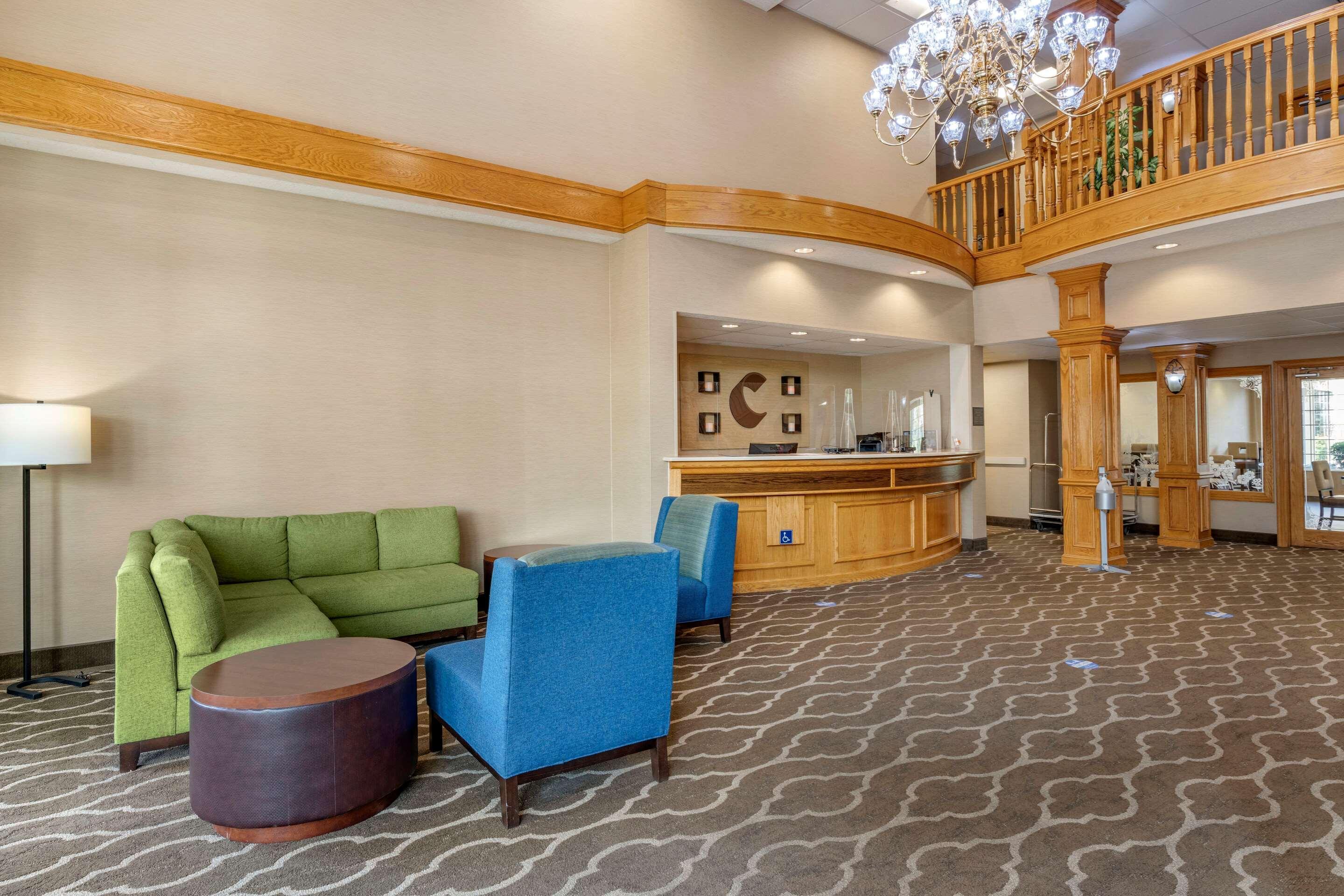 Comfort Suites Сейлем Екстер'єр фото