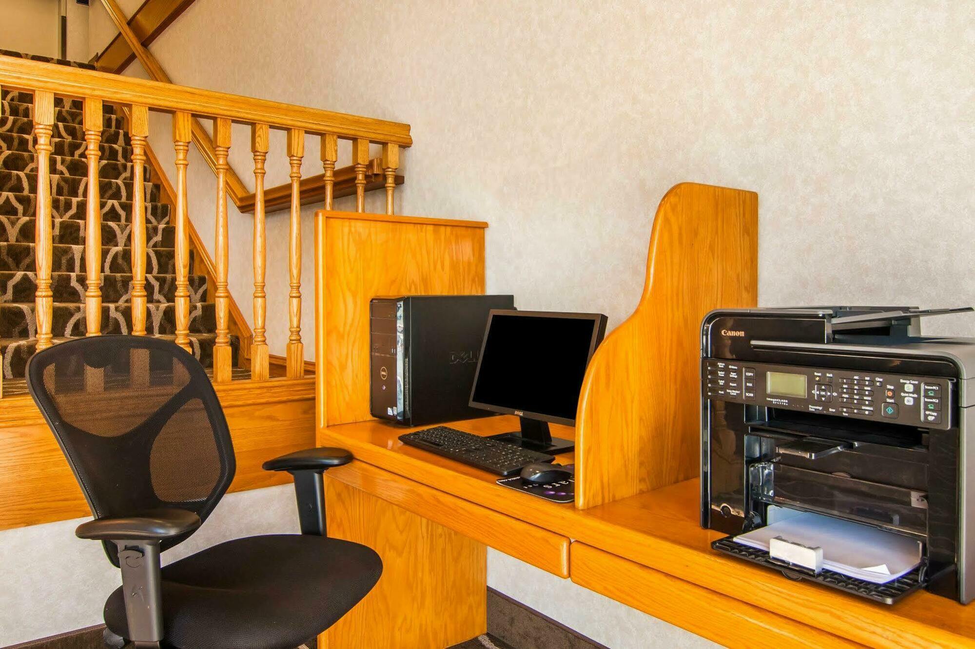Comfort Suites Сейлем Екстер'єр фото